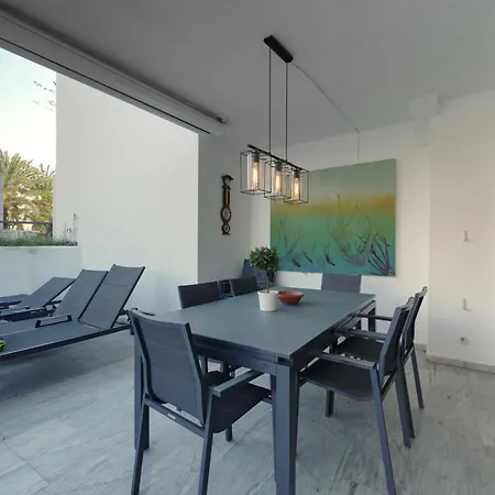 公寓 2033 Modern 3 Bed Large Terrace With Sun Loungers *