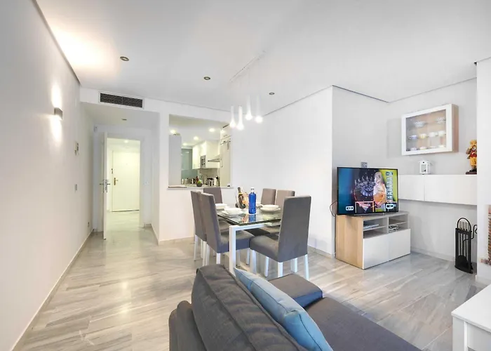 アパート 2033 Modern 3 Bed Large Terrace With Sun Loungers マルベーリャ